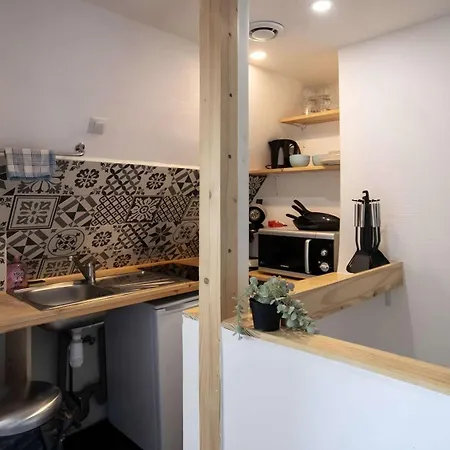 Apartment Le Cocon D'hugo Petit T2 Calme En Hypercentre Arras
