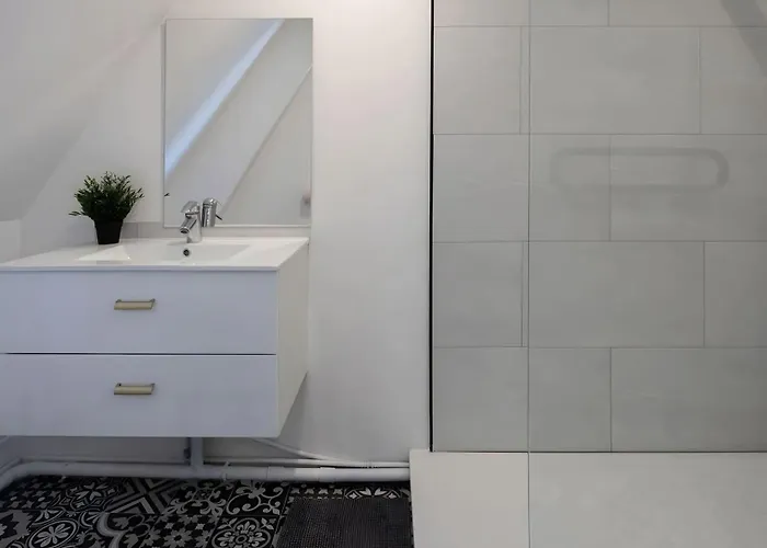 Appartement Le Cocon D'hugo Petit T2 Calme En Hypercentre *