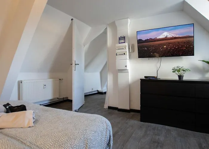 Le Cocon D'hugo Petit T2 Calme En Hypercentre Apartment